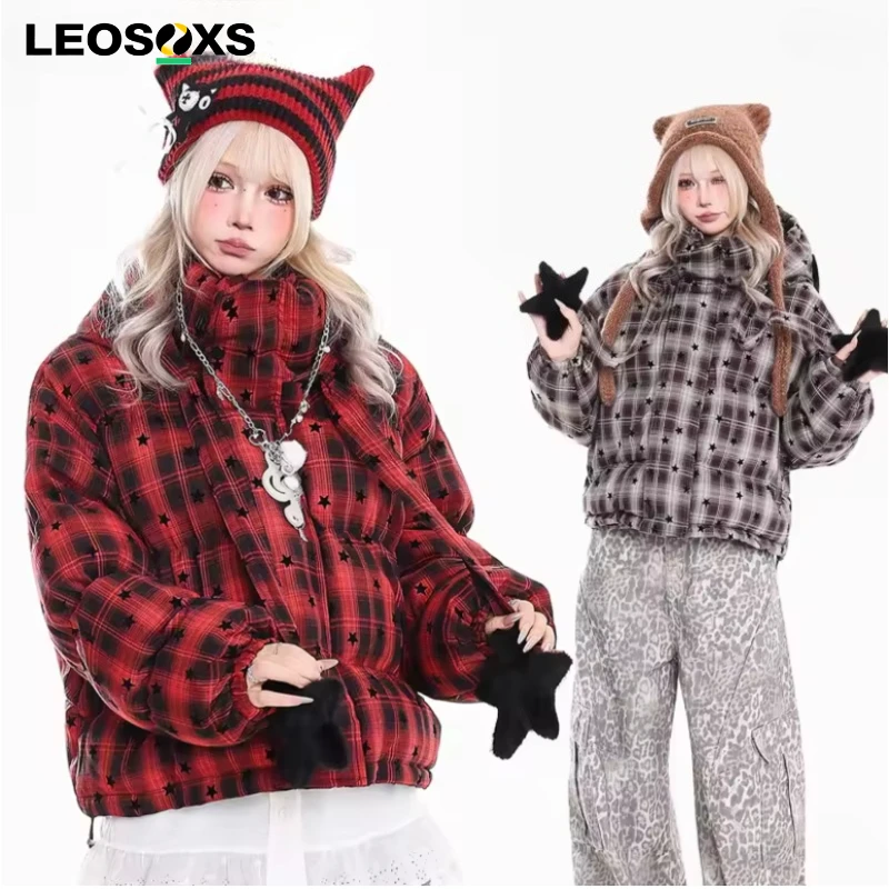 LEOSOXS Retro Y2K Plaid Pattern Short Cotton Jacket for Women Winter Casual Hooded Cotton Parkas Female Japanese Style Red Coat
LEOSOXS Retro Y2K Plaid Pattern Short Cotton Jacket for Women Winter Casual Hooded Cotton Parkas Female Japanese Style Red Coat