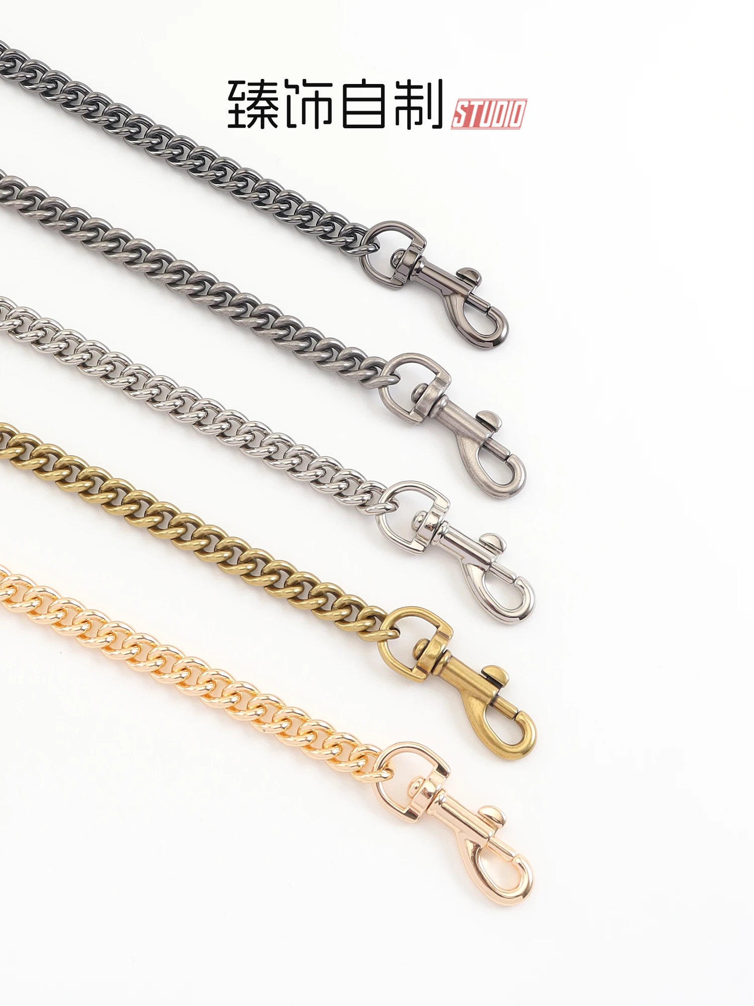 The original 9mm width copper chain replaces the original strap chain metal accessory for the women's luxury bag
The original 9mm width copper chain replaces the original strap chain metal accessory for the women's luxury bag