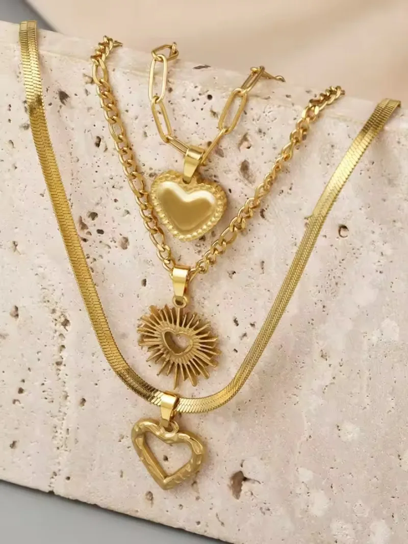 3 Pcs Fashion Bohemia Heart Pendant Chain Layered Necklace for Women Summer Beach Simple Copper Metal Necklace Jewelry Gift 2025
3 Pcs Fashion Bohemia Heart Pendant Chain Layered Necklace for Women Summer Beach Simple Copper Metal Necklace Jewelry Gift 2025
