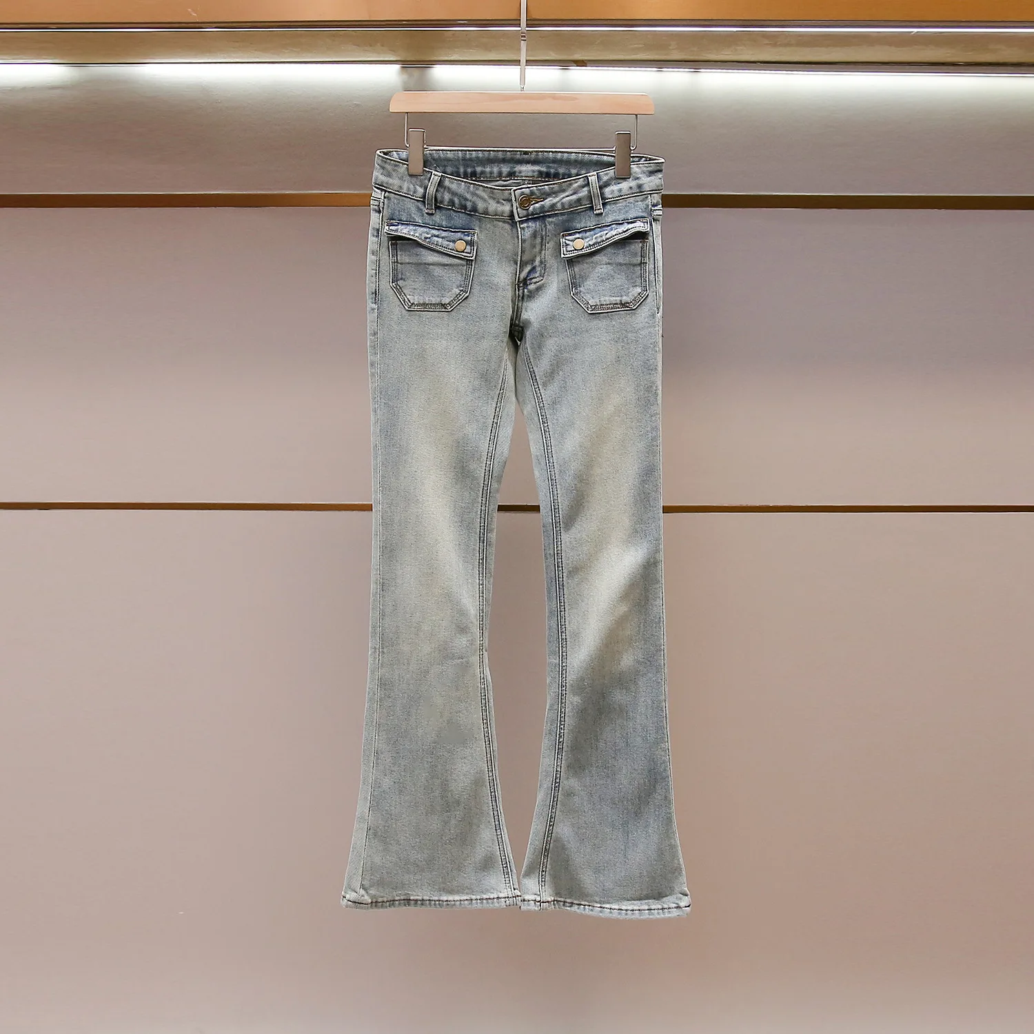 High Waist Slim Fit Fashionable Retro Washed Denim Jeans Women's Summer High Oil Design Sensation Spicy Micro Jeans
High Waist Slim Fit Fashionable Retro Washed Denim Jeans Women's Summer High Oil Design Sensation Spicy Micro Jeans