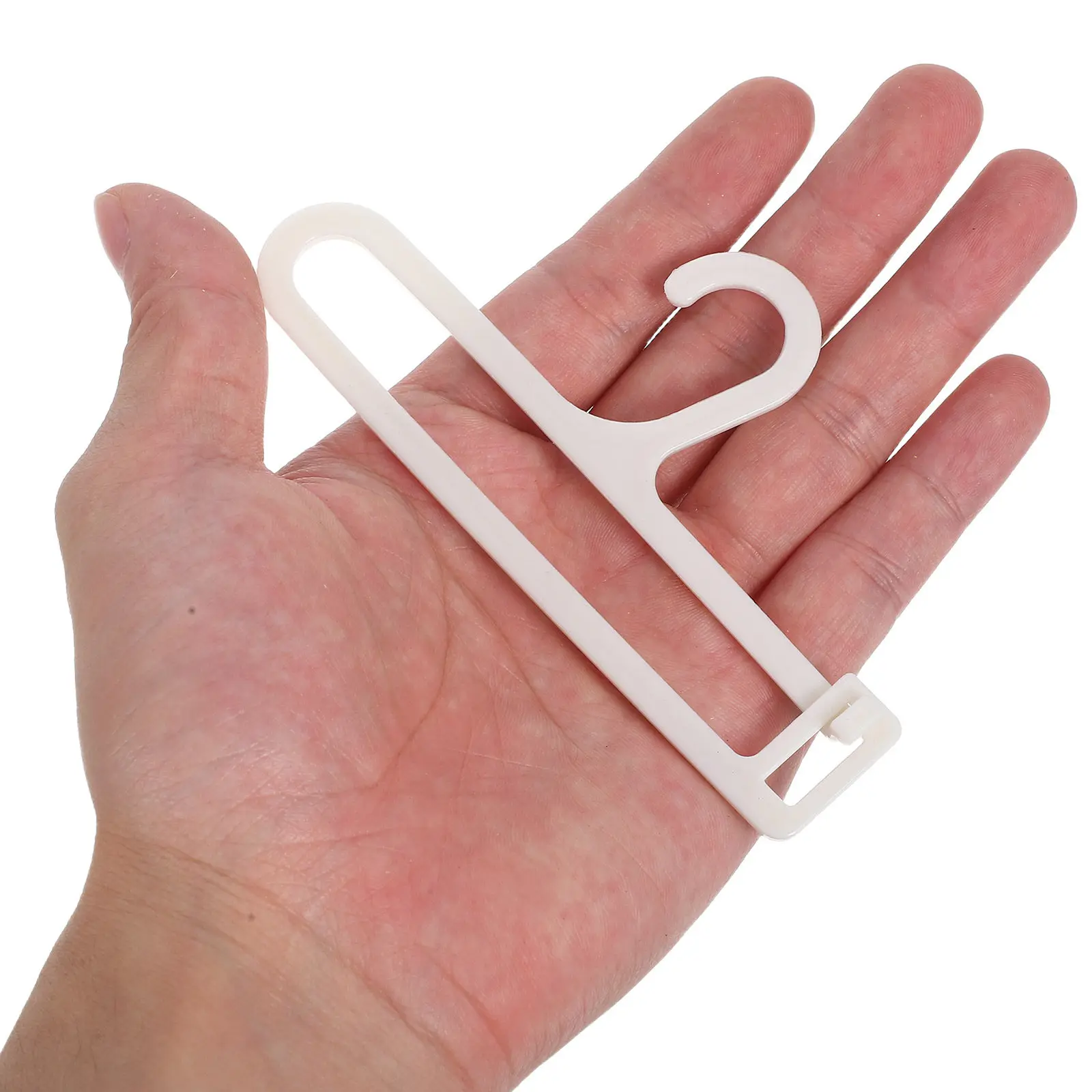 50Pcs Miniature Clothes Hangers Plastic Closet Organizer Dollhouse Wardrobe Accessories for Garment Display and Outfit Storage
50Pcs Miniature Clothes Hangers Plastic Closet Organizer Dollhouse Wardrobe Accessories for Garment Display and Outfit Storage