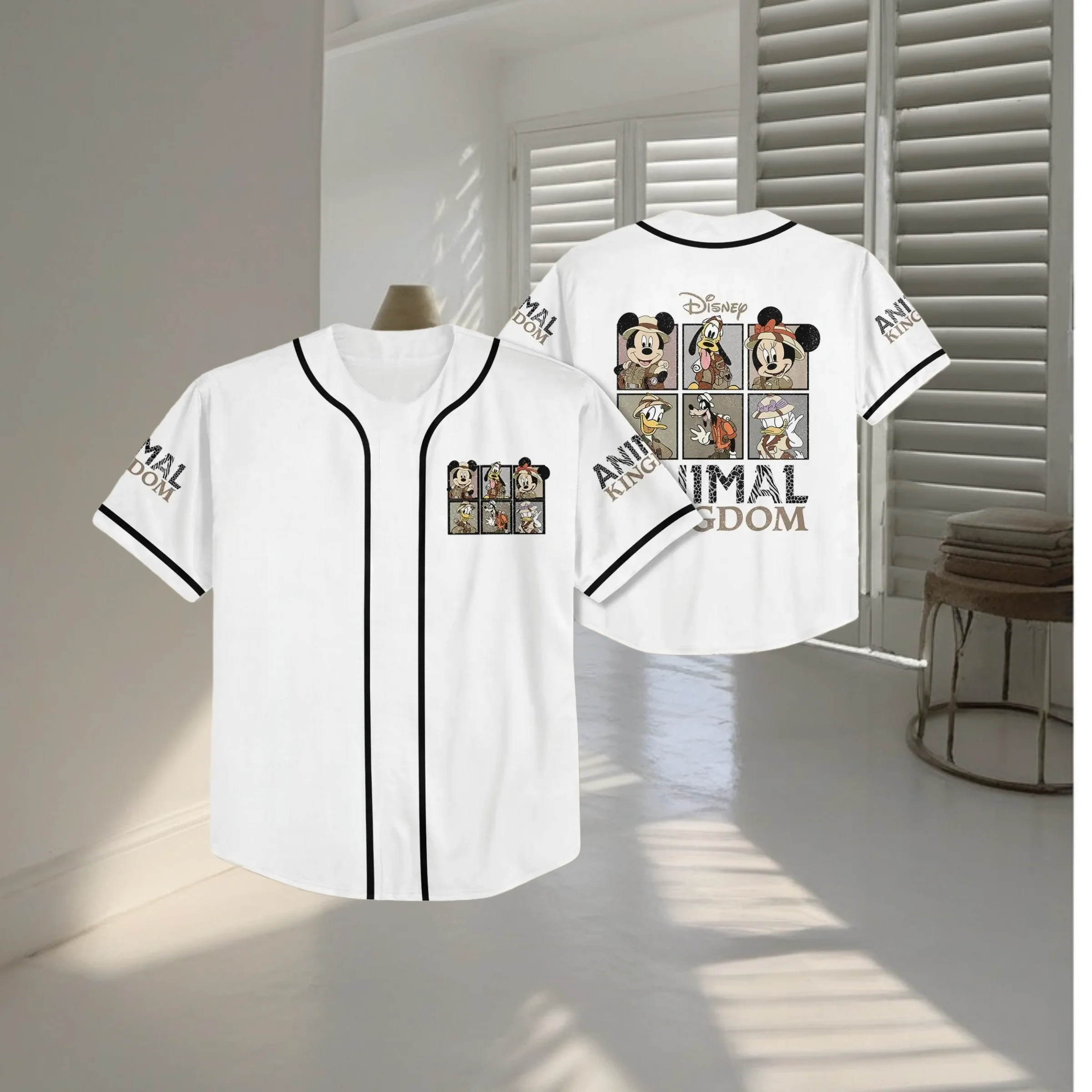 Винтажные рубашки с пуговицами «Друзья Микки» в стиле Animal Kingdom, спортивная одежда Disney на заказ для детей и взрослых, подарки на Хэллоуин
Винтажные рубашки с пуговицами «Друзья Микки» в стиле Animal Kingdom, спортивная одежда Disney на заказ для детей и взрослых, подарки на Хэллоуин