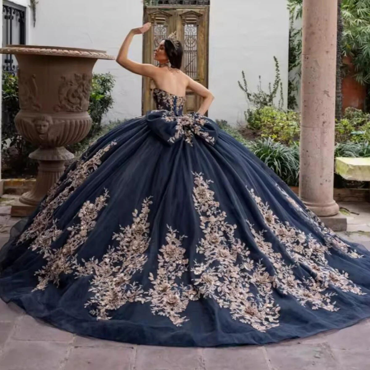 Luxury Sweet 16 Ball Gown Quinceanera Dress For Girls Customized Stapless Princess vestidos de 15 años quinceañera Plus Size
Luxury Sweet 16 Ball Gown Quinceanera Dress For Girls Customized Stapless Princess vestidos de 15 años quinceañera Plus Size