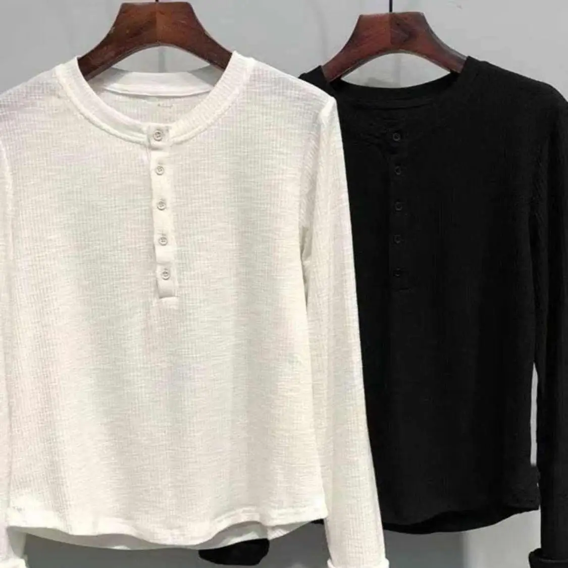 plus Size 300 Pounds Women's Long Sleeve T-Shirt Korean Style Loose Meat Covering Button up Spring Autumn Top for plus Size W...
plus Size 300 Pounds Women's Long Sleeve T-Shirt Korean Style Loose Meat Covering Button up Spring Autumn Top for plus Size W...