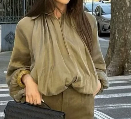 New European Women's Fashion Street Style Puffy Shirt Jacket Coat, Elegant in Style, Long-sleeved Top, Sexy Chick Look
New European Women's Fashion Street Style Puffy Shirt Jacket Coat, Elegant in Style, Long-sleeved Top, Sexy Chick Look