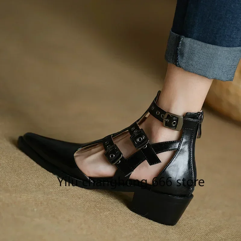 Genuine Leather Hollow Roman Sandal 2025 Summer Pointed Belt Buckle Zip Thick Heel Sandals Black/beige Fashion Women Sandals
Genuine Leather Hollow Roman Sandal 2025 Summer Pointed Belt Buckle Zip Thick Heel Sandals Black/beige Fashion Women Sandals
