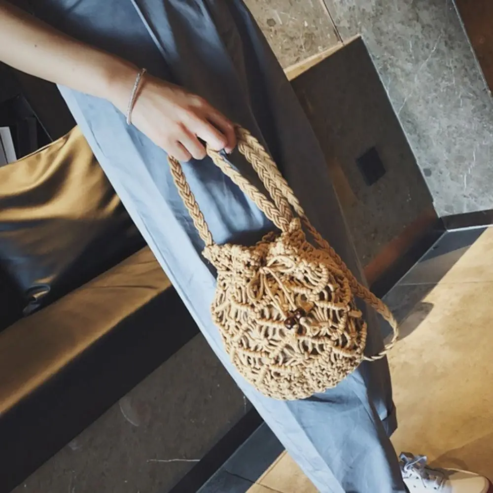Casual Weaving Straw Woven Handbag Handmade Elegant Bucket Tote Bag Niche Design Korean Style Woman Wrist Pack Female
Casual Weaving Straw Woven Handbag Handmade Elegant Bucket Tote Bag Niche Design Korean Style Woman Wrist Pack Female