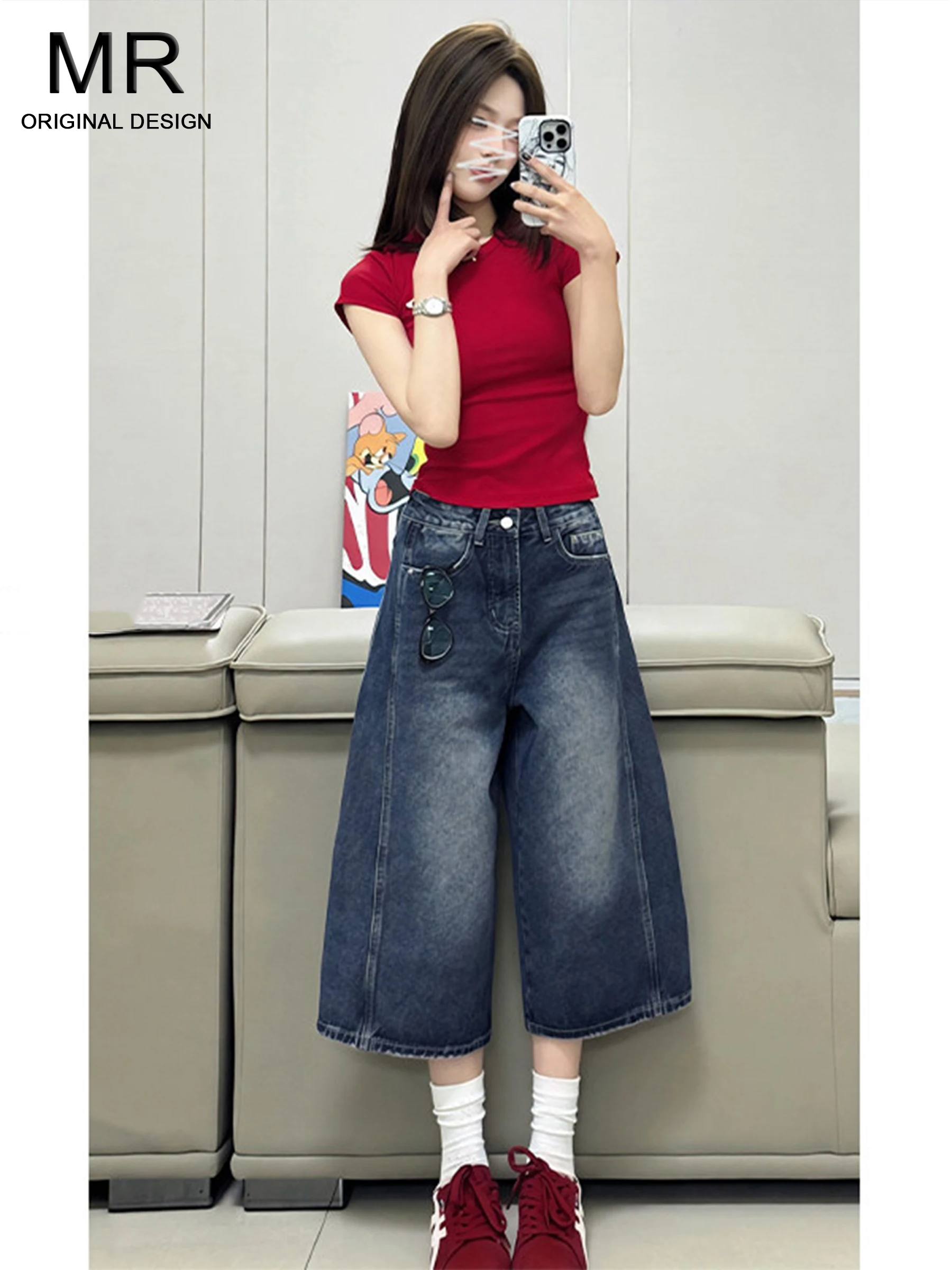 American Style High Waist Straight Leg Seven-Foot Women's Jeans Summer Slimming Loose Lazy Style Wide Leg Pants
American Style High Waist Straight Leg Seven-Foot Women's Jeans Summer Slimming Loose Lazy Style Wide Leg Pants