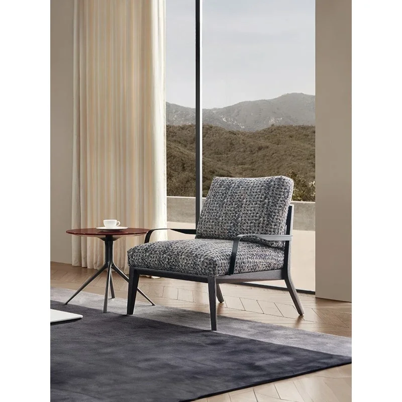 Nordic single sofa, light luxury modern small apartment single solid wood chair
Nordic single sofa, light luxury modern small apartment single solid wood chair