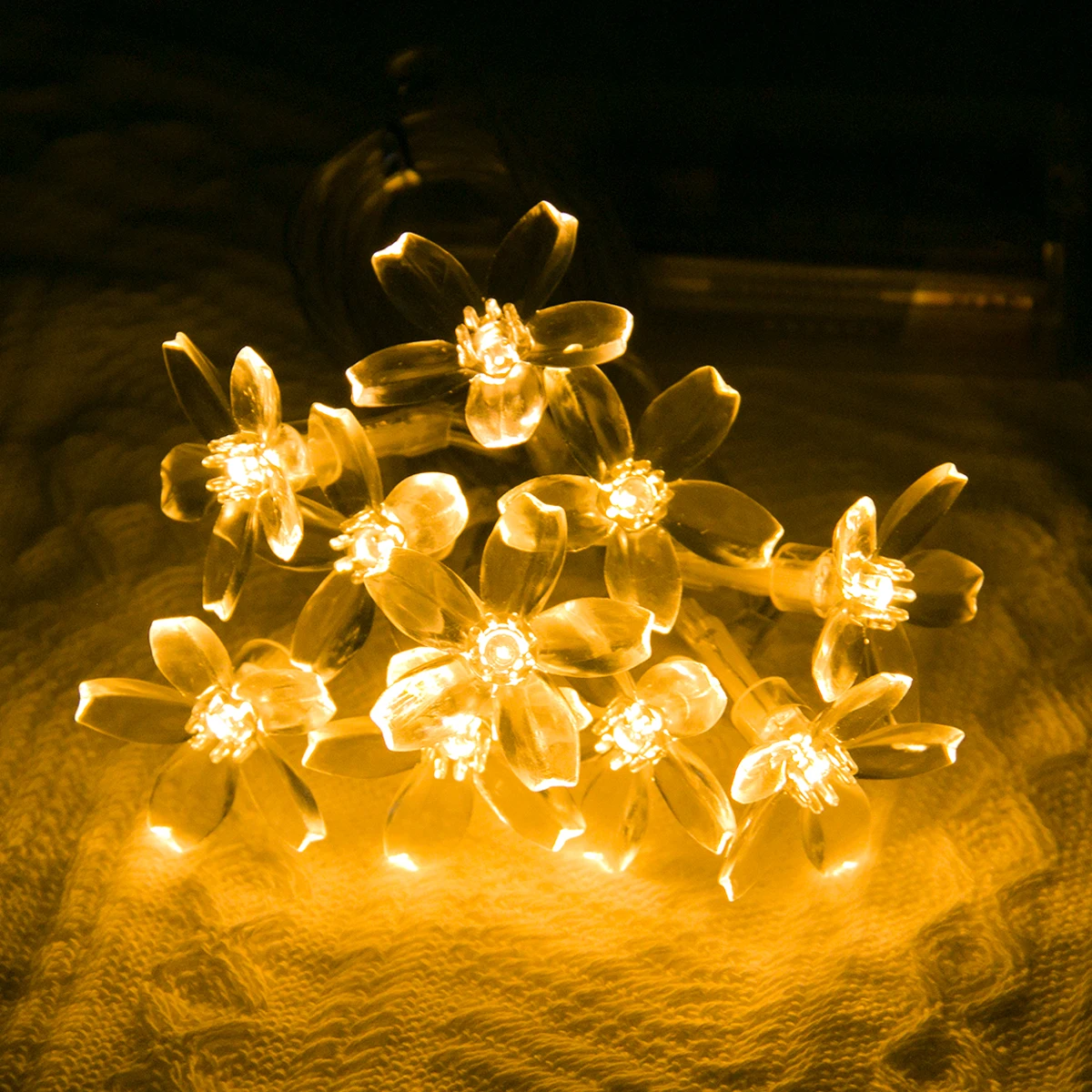 CYUAN 1.5M/3M LED Cherry Blossom Flower String Lights Outdoor Valentine's Day Holiday Decoration Lights Party Home Decoration
CYUAN 1.5M/3M LED Cherry Blossom Flower String Lights Outdoor Valentine's Day Holiday Decoration Lights Party Home Decoration