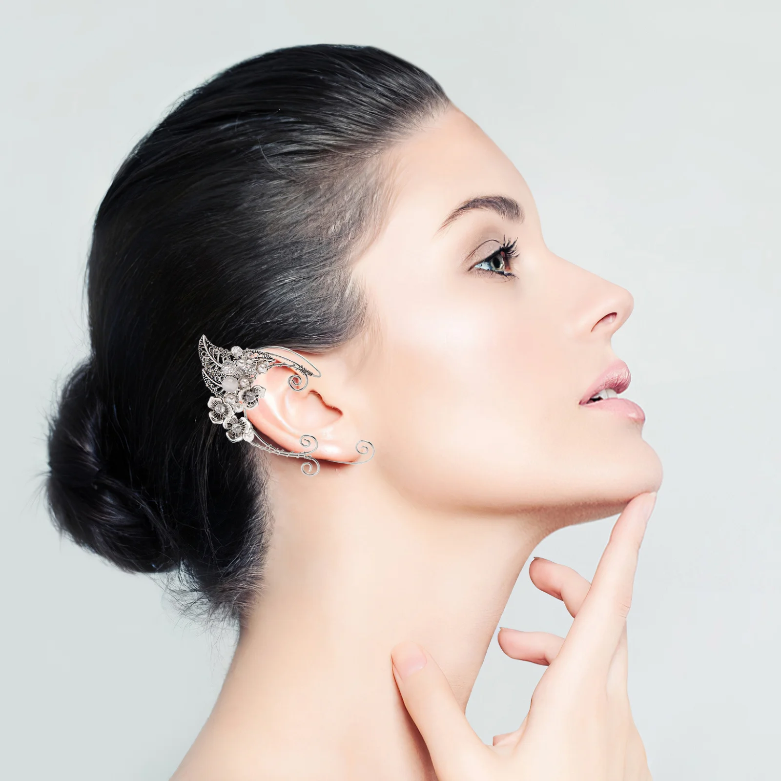 1Pair Ear Bone Clips Elves Ear Cuffs Non Piercing Comfortable Fashion Jewelry Costume Accessory for Women Girls 
1Pair Ear Bone Clips Elves Ear Cuffs Non Piercing Comfortable Fashion Jewelry Costume Accessory for Women Girls