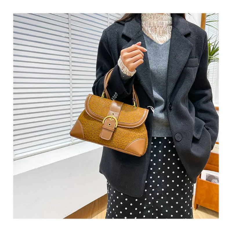 Women's Everyday Print & Leather Hand & Shoulder Bag Multi-Color for Work, Travel, Daily Commute, Shopping & Casual Street Style
Women's Everyday Print & Leather Hand & Shoulder Bag Multi-Color for Work, Travel, Daily Commute, Shopping & Casual Street Style