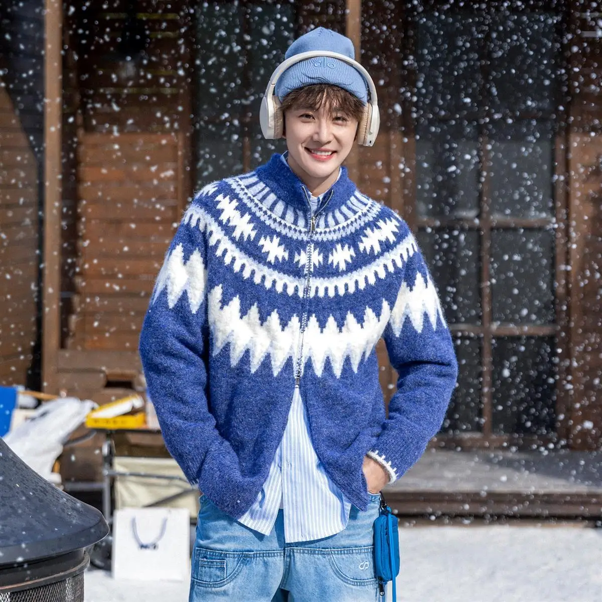 Мужской вязаный кардиган оверсайз с геометрическим узором Fair Isle, свободный крой, зимняя верхняя одежда, повседневный стиль
Мужской вязаный кардиган оверсайз с геометрическим узором Fair Isle, свободный крой, зимняя верхняя одежда, повседневный стиль