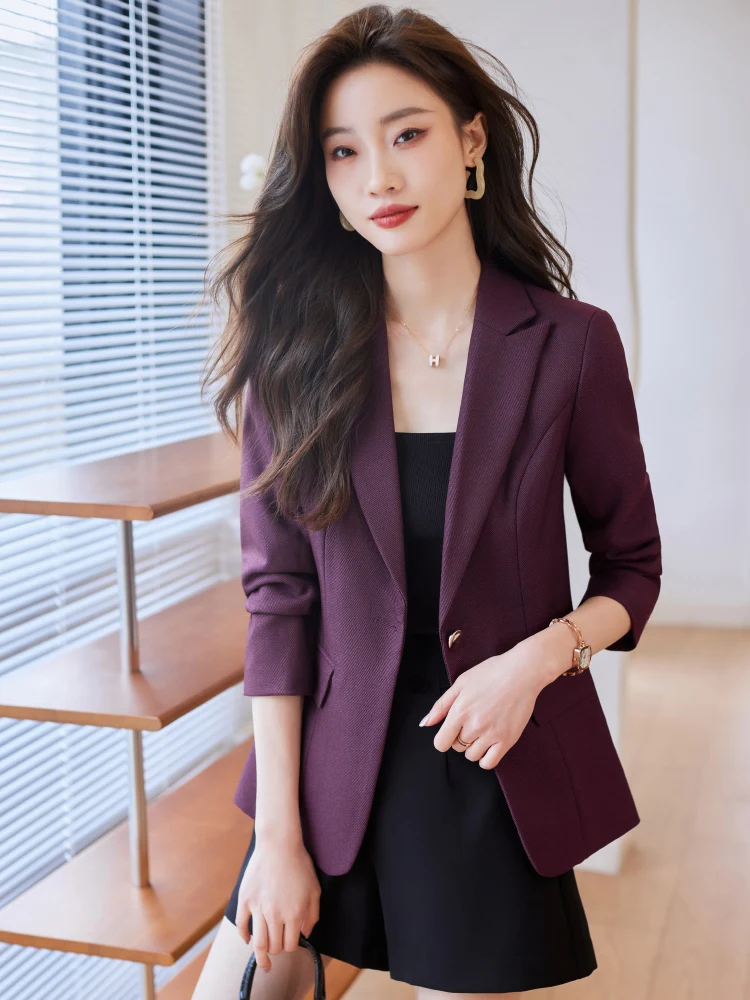 Женский пиджак Deep Purple 2026: Новинка, весна-осень, приталенный крой, с зауженной талией, универсальный, маленький размер
Женский пиджак Deep Purple 2026: Новинка, весна-осень, приталенный крой, с зауженной талией, универсальный, маленький размер