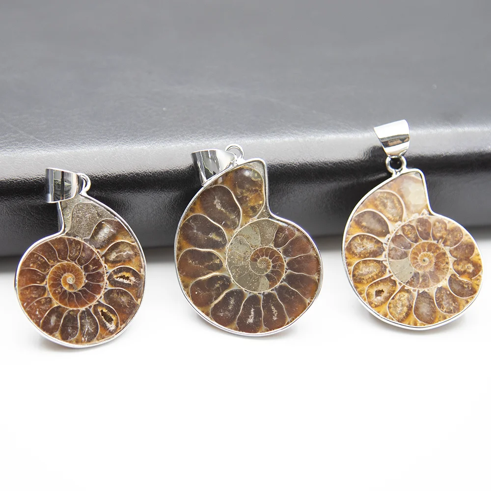 Fashion Snail Shaped Pendant Jewelry Making DIY Women's and Men's Necklaces Bracelets Keychains Valentine's Day Gifts
Fashion Snail Shaped Pendant Jewelry Making DIY Women's and Men's Necklaces Bracelets Keychains Valentine's Day Gifts