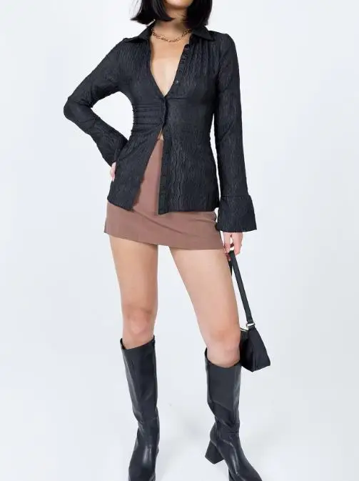 Women's Solid Color Long Sleeved Button down Shirt Autumn Winter Leisure Vacation Clothing 2025 Fashion Trend
Women's Solid Color Long Sleeved Button down Shirt Autumn Winter Leisure Vacation Clothing 2025 Fashion Trend