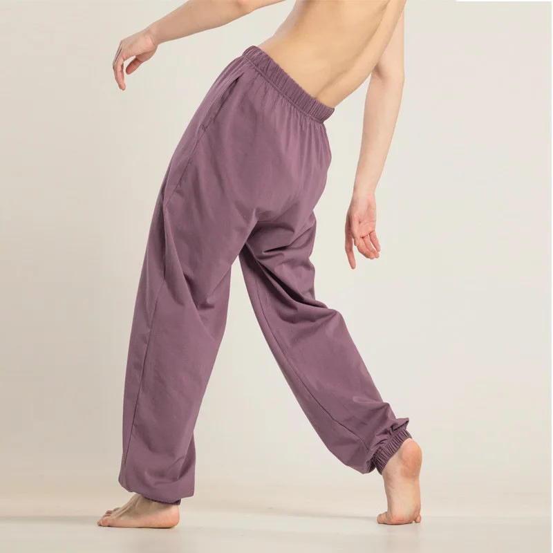Modern dance practice pants Art test bloomers Sports closed crotch radish pants Men's and women's same modern practice pants
Modern dance practice pants Art test bloomers Sports closed crotch radish pants Men's and women's same modern practice pants