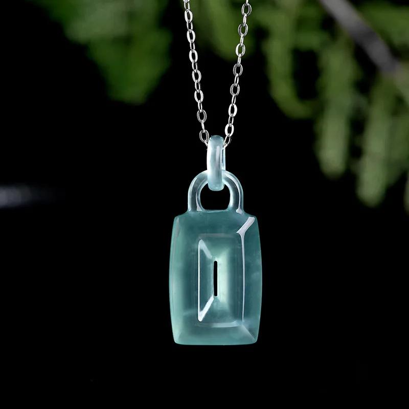 Natural A-grade Jade Blue Water Hollow Small Jade Lock Ice Jadeite Pendant Fashion Women's Gifts Jewelry Drop Shipping
Natural A-grade Jade Blue Water Hollow Small Jade Lock Ice Jadeite Pendant Fashion Women's Gifts Jewelry Drop Shipping