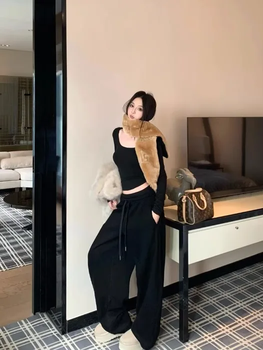 Casual Slim Fit Long Sleeve T-Shirt And Wide Leg Pants Two Piece Set for Women Comfortable Drawstring Spring Fashion Ensemble
Casual Slim Fit Long Sleeve T-Shirt And Wide Leg Pants Two Piece Set for Women Comfortable Drawstring Spring Fashion Ensemble