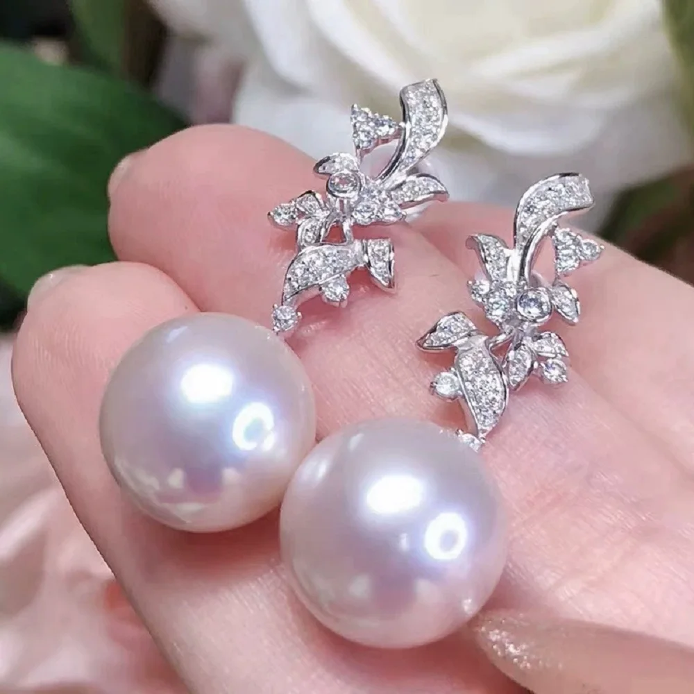 Fresh and fashionable pearl earrings AAAA10-11mm 11-12mm 12-13mm natural South Sea white pearl earrings 925s
Fresh and fashionable pearl earrings AAAA10-11mm 11-12mm 12-13mm natural South Sea white pearl earrings 925s