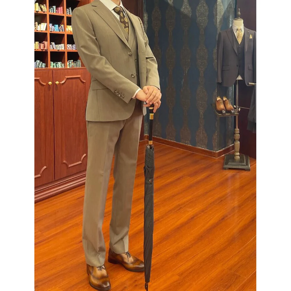 Classic Notch Lapel Single Breasted Men's Suits 3 Piece (Jacket+Vest+Pants) Groom Wedding Tuxedo Formal Office Business Suit Set
Classic Notch Lapel Single Breasted Men's Suits 3 Piece (Jacket+Vest+Pants) Groom Wedding Tuxedo Formal Office Business Suit Set