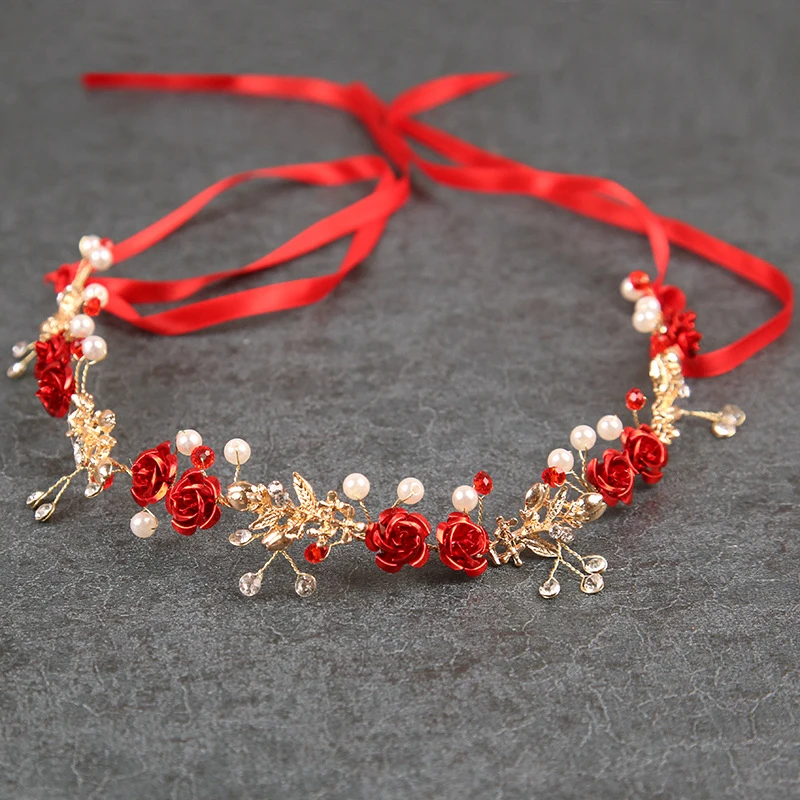 Bridal Red Roses Luxury Pearl Wedding Headpiece Bride Vintage Crown Hairband with Filigree Design Wedding Photoshoot Hair Band 
Bridal Red Roses Luxury Pearl Wedding Headpiece Bride Vintage Crown Hairband with Filigree Design Wedding Photoshoot Hair Band