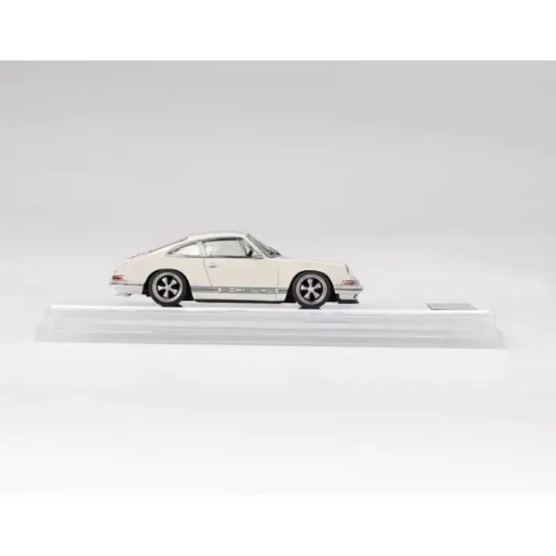 ZM масштаб 1/64 911, певица-купе DLS, литая под давлением модель автомобиля из сплава, коллекция декоративных украшений
ZM масштаб 1/64 911, певица-купе DLS, литая под давлением модель автомобиля из сплава, коллекция декоративных украшений