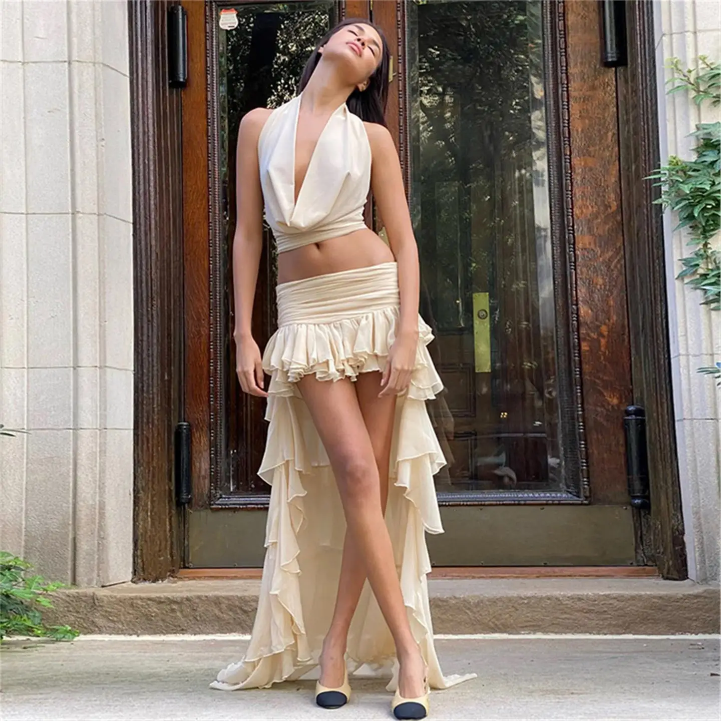 Romantic Pure Desire ort Crop Top with Ne Hanging Design Pleated Skirt Visual Leg Lengthening Irregular Hemline Wome...
Romantic Pure Desire ort Crop Top with Ne Hanging Design Pleated Skirt Visual Leg Lengthening Irregular Hemline Wome...