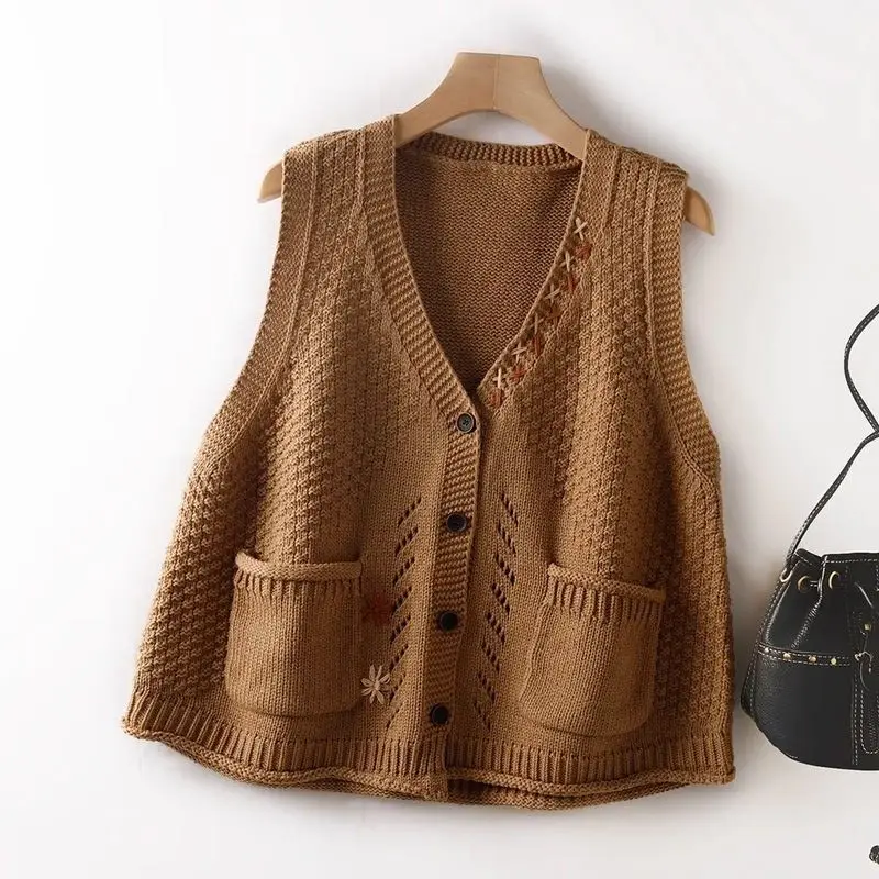 Spring Autumn Knitted Vest Women's Thin Sleeveless Outerwear V-neck Regular Length Single Button Pure Color Commute Style
Spring Autumn Knitted Vest Women's Thin Sleeveless Outerwear V-neck Regular Length Single Button Pure Color Commute Style