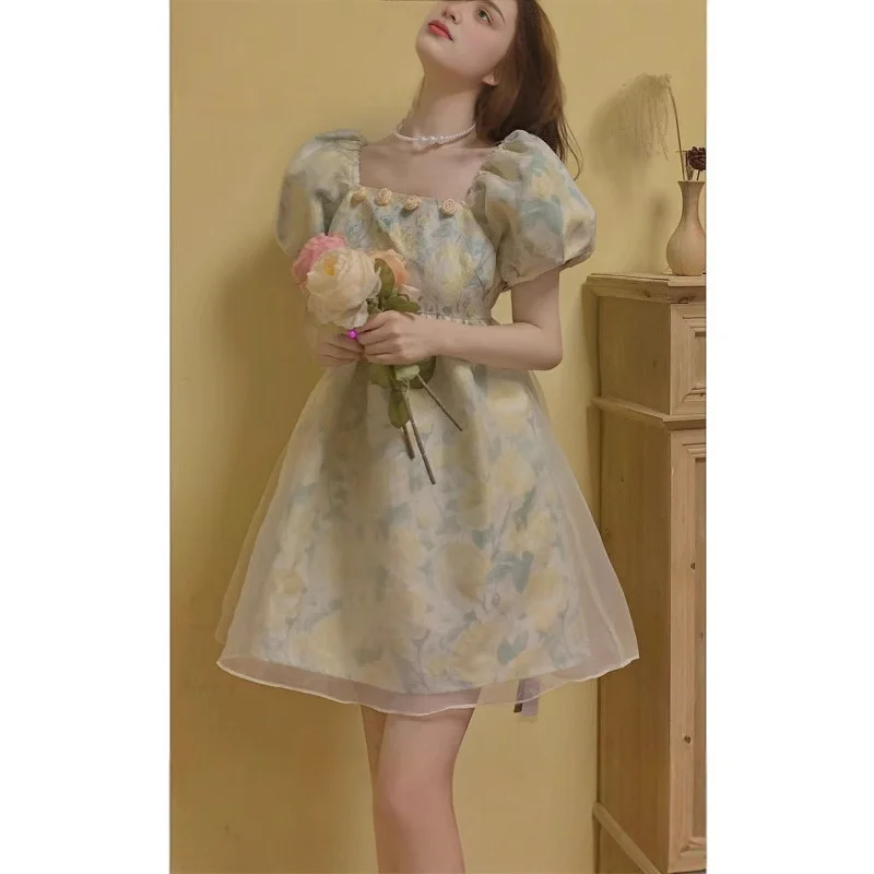 French puff sleeve floral dress women's summer new waist square neck tutu princess style short midi skirt
French puff sleeve floral dress women's summer new waist square neck tutu princess style short midi skirt