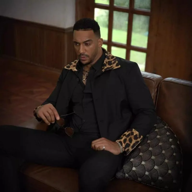 Men's Leopard Print Special Wide Fit Double Slit Autumn Season Fashion No Brand Registered Trademark No Button
Men's Leopard Print Special Wide Fit Double Slit Autumn Season Fashion No Brand Registered Trademark No Button