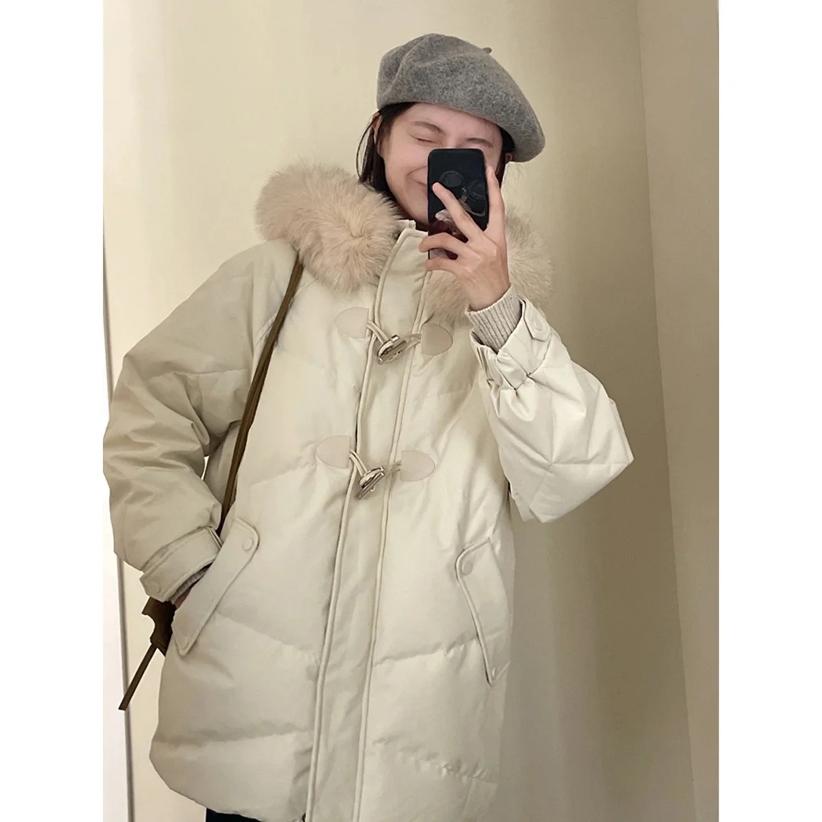 Женская утепленная хлопковая куртка 2024 года в корейском стиле, свободного кроя, с карманами, утолщенная, с хлопковым наполнителем, объемный дизайн
Женская утепленная хлопковая куртка 2024 года в корейском стиле, свободного кроя, с карманами, утолщенная, с хлопковым наполнителем, объемный дизайн