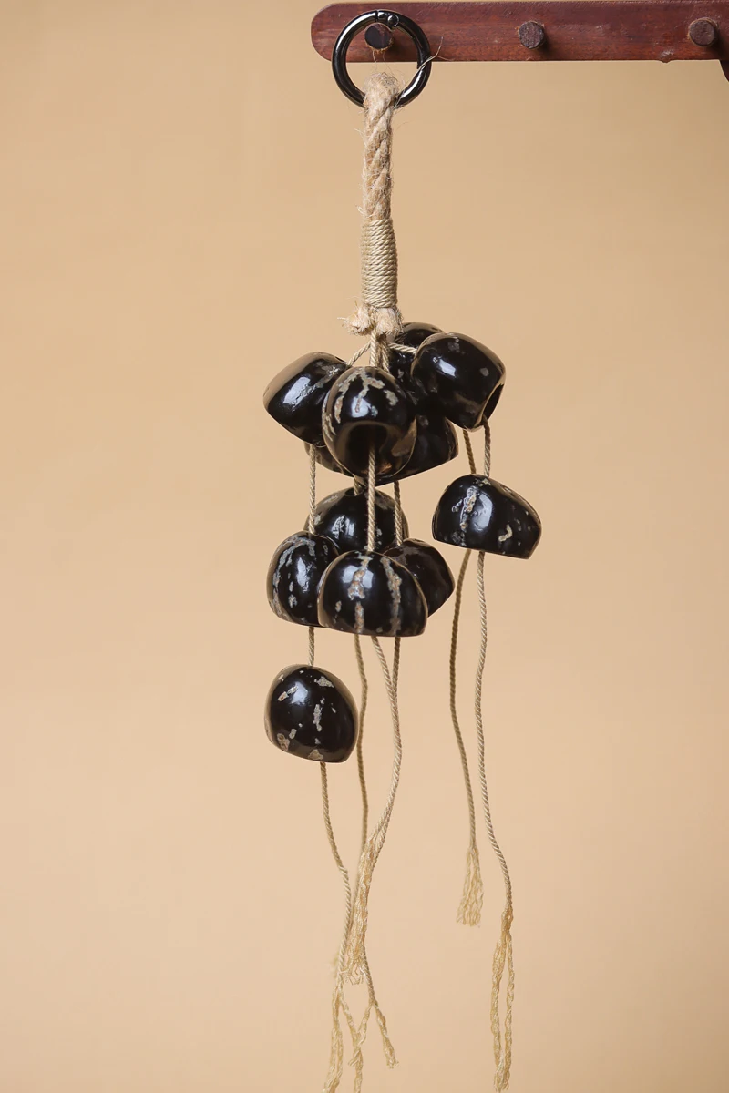 Home Decoration Pendant: Nut Shell Beads, Immersive Sound Shell Bell, Fruit Hand Rattle
Home Decoration Pendant: Nut Shell Beads, Immersive Sound Shell Bell, Fruit Hand Rattle