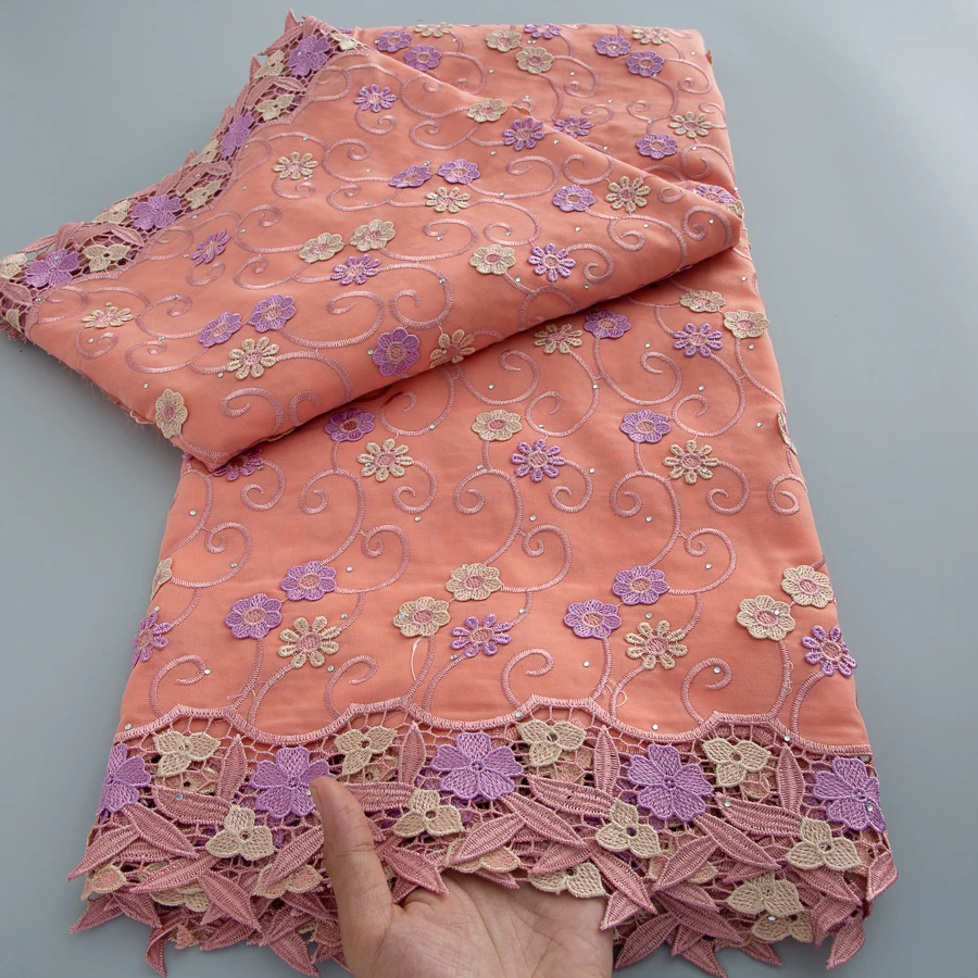 Swiss Voile Lace Fabric 3D Flower Applique with Stone For African Wedding Dress Sewing Luxury Cotton Lace Fabric Material Super
Swiss Voile Lace Fabric 3D Flower Applique with Stone For African Wedding Dress Sewing Luxury Cotton Lace Fabric Material Super