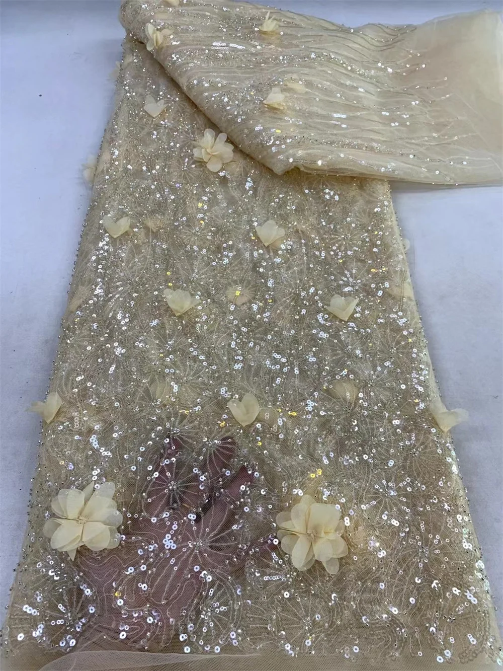 Fashion Luxury African Net Lace Fabric 2024 High Quality French tulle Embroidery Sequins Lace Fabrics For Wedding Dress Wp665-1
Fashion Luxury African Net Lace Fabric 2024 High Quality French tulle Embroidery Sequins Lace Fabrics For Wedding Dress Wp665-1