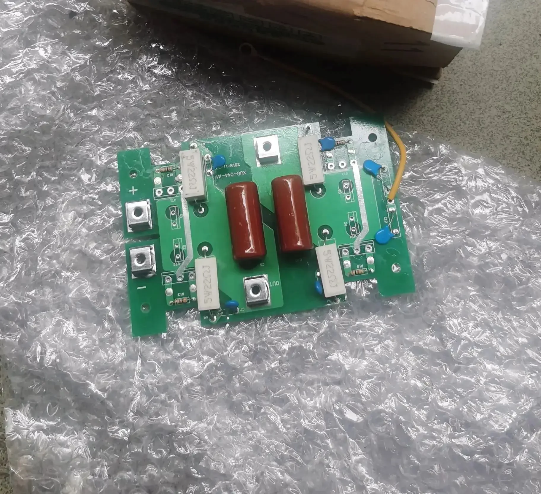 Welding Machine Inverter Board Power Board IGBT with 40N120 Tube 250 315 400 Inverter Welding Machine General Board
Welding Machine Inverter Board Power Board IGBT with 40N120 Tube 250 315 400 Inverter Welding Machine General Board