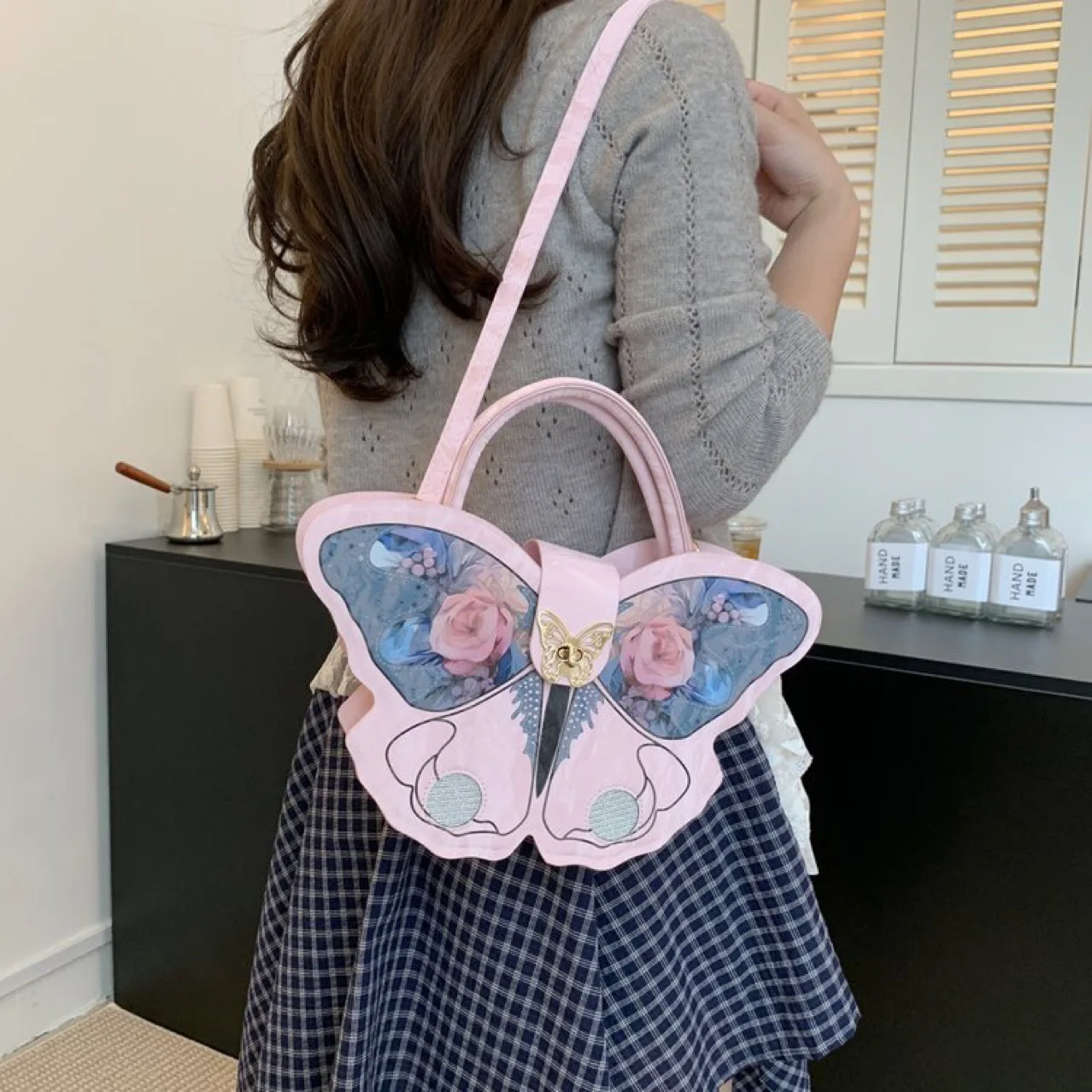 2025 Fashion Three-dimensional Butterfly Women's Bag-three-function Portable Shoulder Oriental Aesthetic Design Backpack
2025 Fashion Three-dimensional Butterfly Women's Bag-three-function Portable Shoulder Oriental Aesthetic Design Backpack