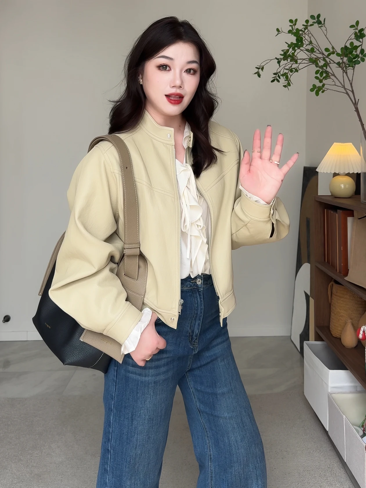 Short Yellow Leather Jacket Women's Design Sensation Motorcycle Style Slimming Coat Spring 2026 Fashion Ladies' Premium Clothing
Short Yellow Leather Jacket Women's Design Sensation Motorcycle Style Slimming Coat Spring 2026 Fashion Ladies' Premium Clothing