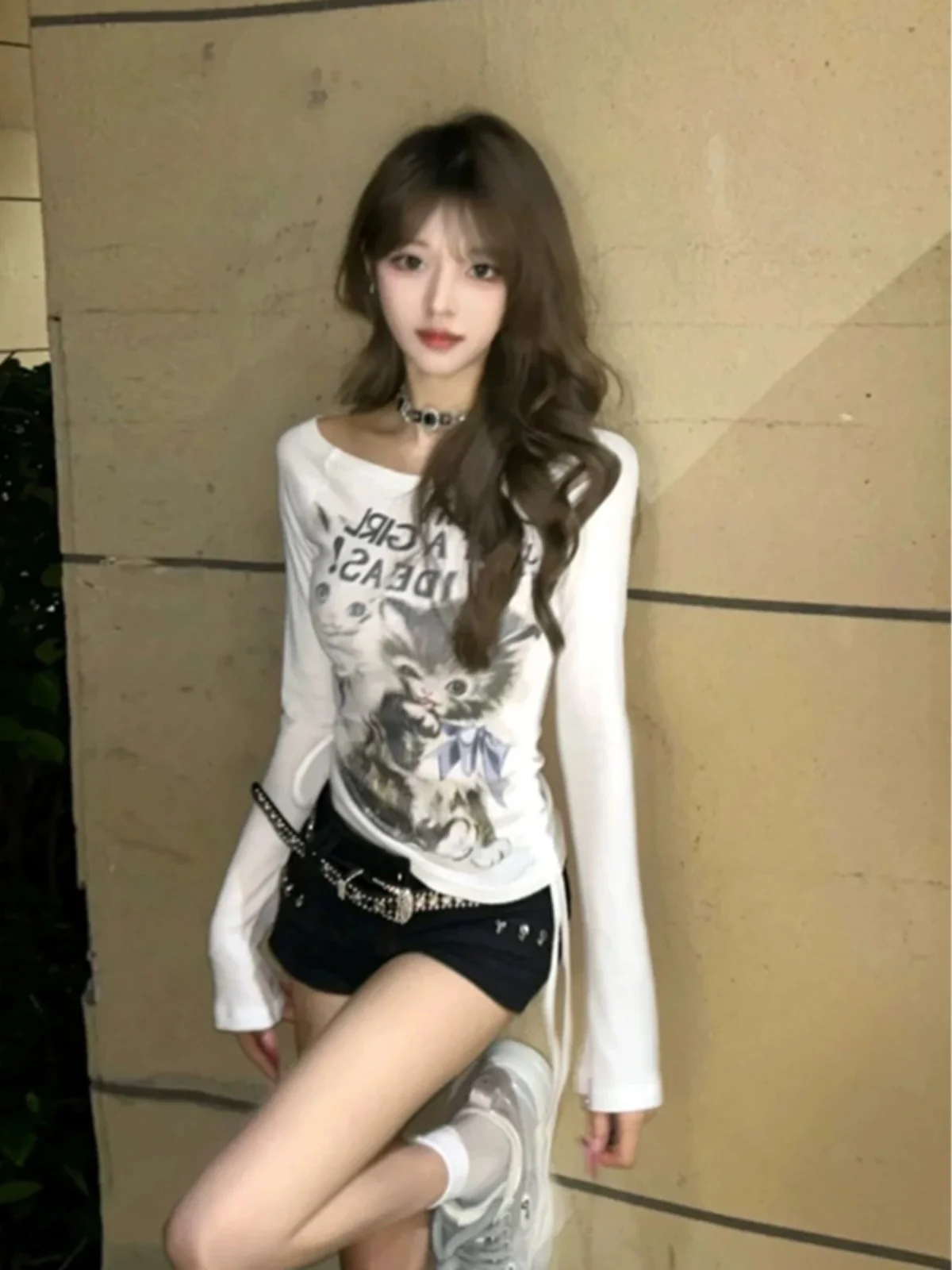 Футболка с открытыми плечами в горошек, женская одежда, дизайн, модный стиль, крутая, модная, шикарная, повседневная, простая, базовая, обычная, женская GF
Футболка с открытыми плечами в горошек, женская одежда, дизайн, модный стиль, крутая, модная, шикарная, повседневная, простая, базовая, обычная, женская GF