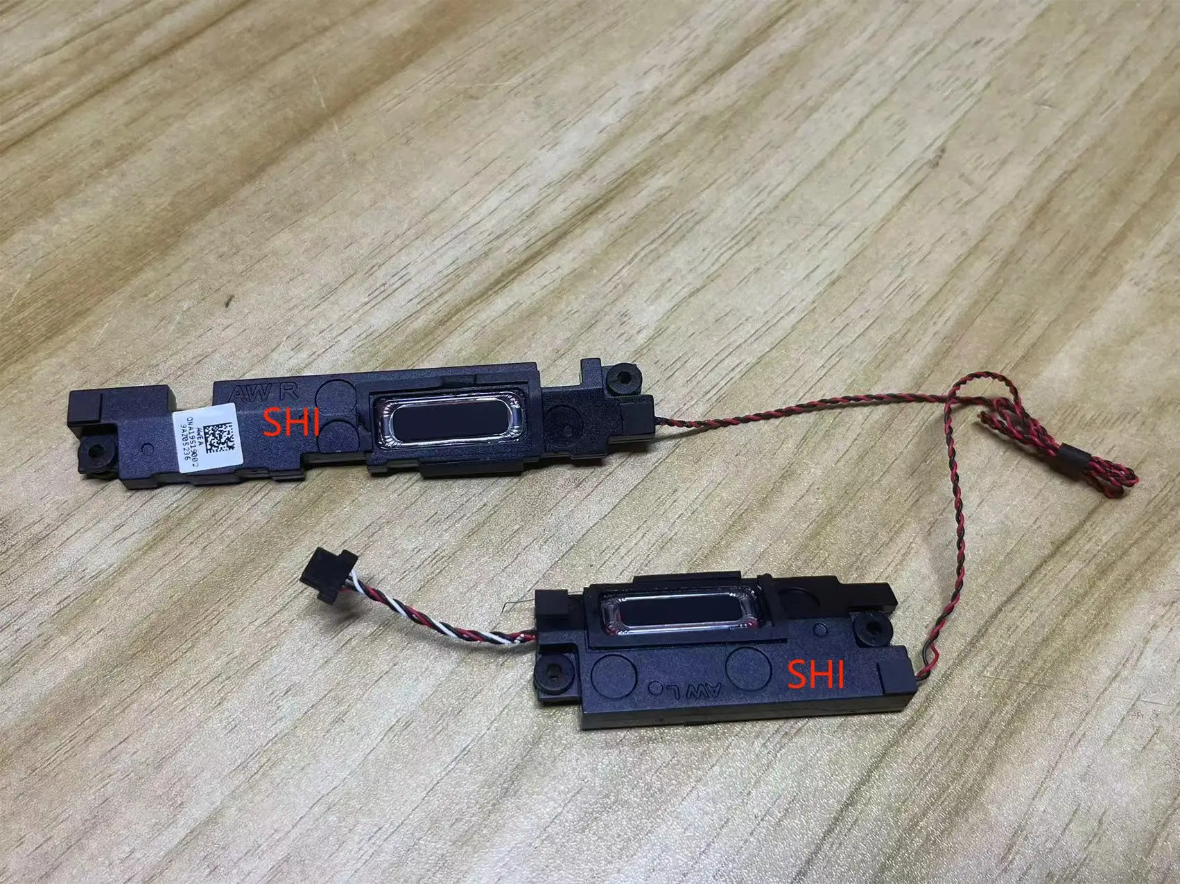 New Original For Lenovo E4-IML IIL K4e-IML 6-14-IML Laptop Speaker Built-in Speaker DNA19S19002 9AZ05236 Test OK free shipping
New Original For Lenovo E4-IML IIL K4e-IML 6-14-IML Laptop Speaker Built-in Speaker DNA19S19002 9AZ05236 Test OK free shipping