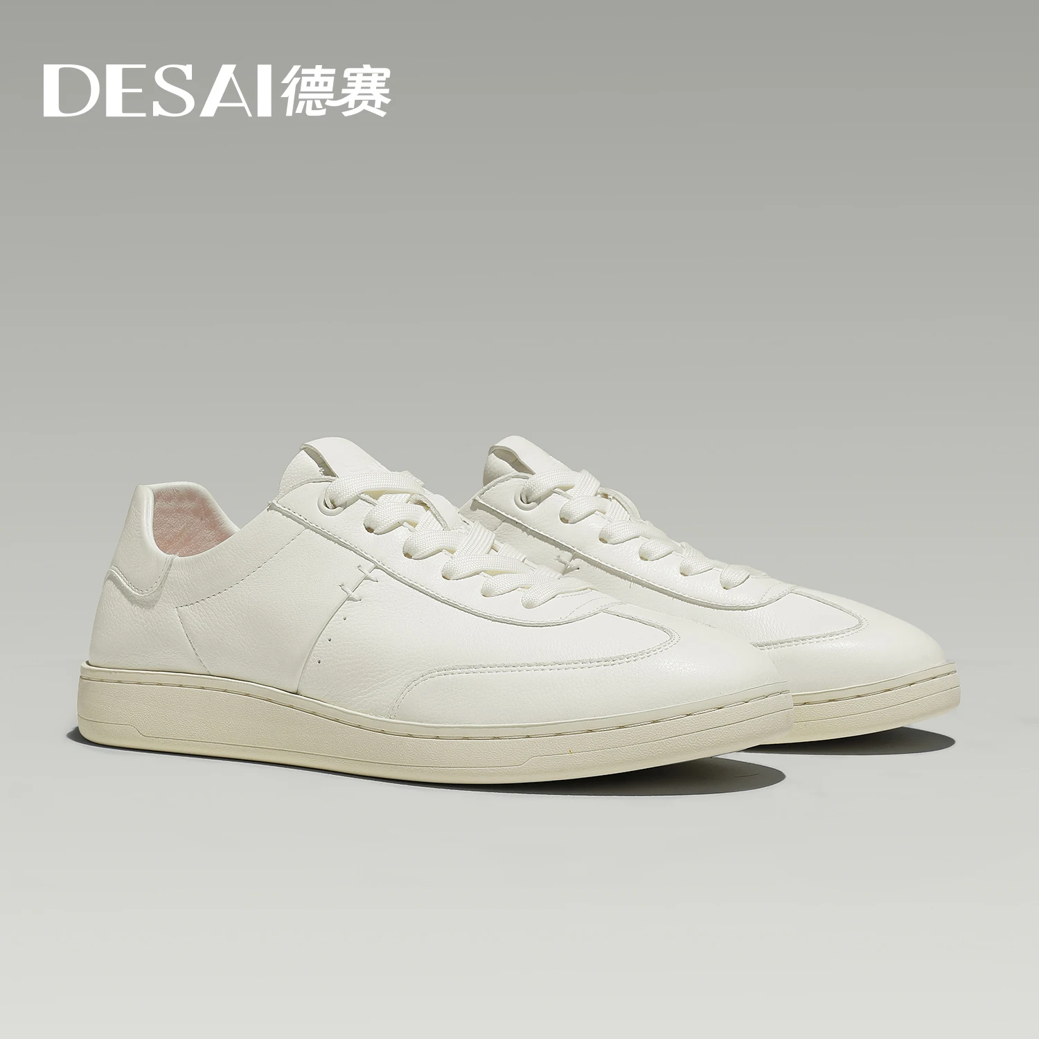 DESAI Lightweight leather shoes for men; casual shoes with breathable board and soft surface
DESAI Lightweight leather shoes for men; casual shoes with breathable board and soft surface
