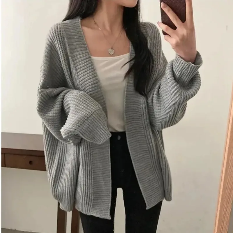 New Autumn Women Cardigan Sweater Long Sleeve Casual Jacket Loose Solid Color Sweet Simple Clothing Single Breasted
New Autumn Women Cardigan Sweater Long Sleeve Casual Jacket Loose Solid Color Sweet Simple Clothing Single Breasted