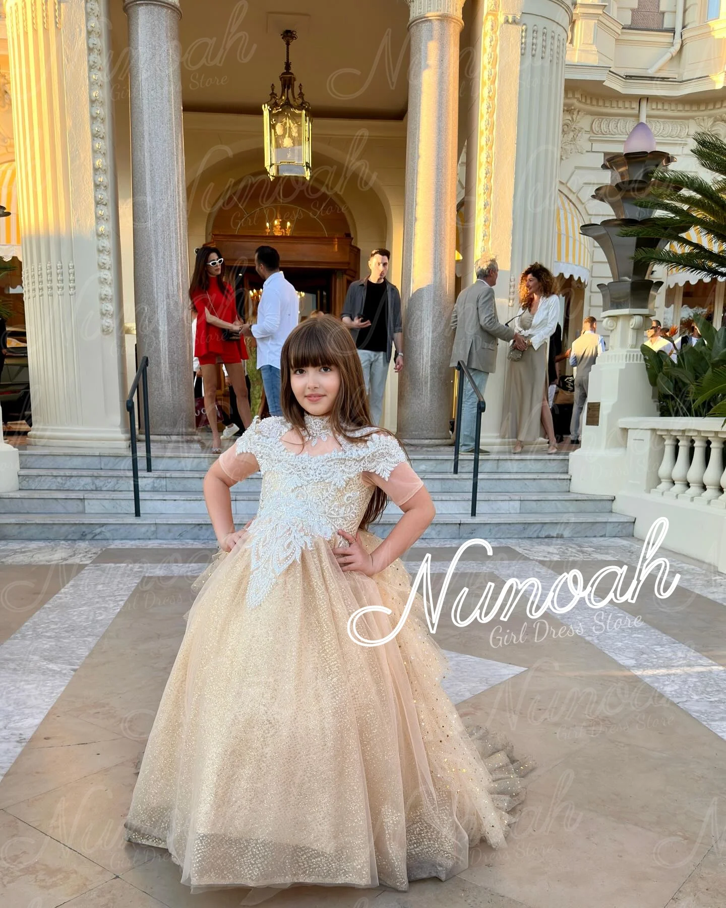 Princess Flower Girl Dresses for Wedding with Trail Layered Girl Birthday Gowns Lace Appliques First Communion Gowns Customized
Princess Flower Girl Dresses for Wedding with Trail Layered Girl Birthday Gowns Lace Appliques First Communion Gowns Customized