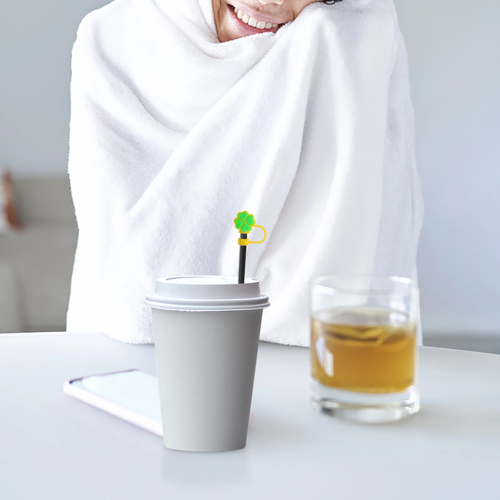 4pcs Straw Covers Silicone Tips Cute Cartoon Party Decorations Reusable Drinking Toppers Four Leaf Clover Design for Themed
4pcs Straw Covers Silicone Tips Cute Cartoon Party Decorations Reusable Drinking Toppers Four Leaf Clover Design for Themed