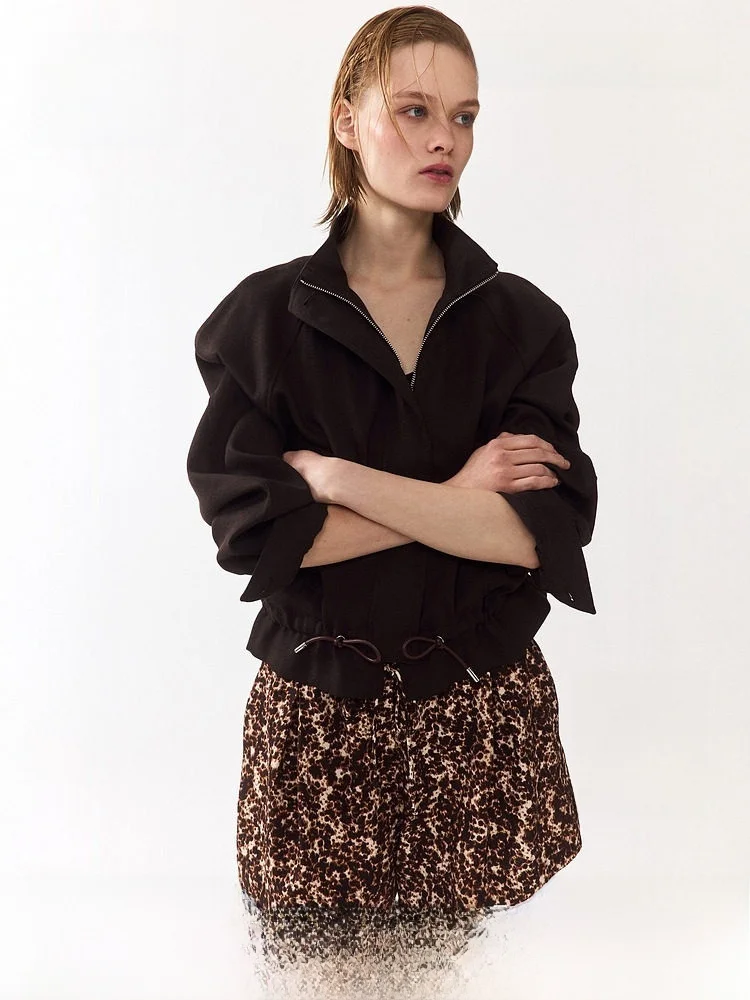 H&M Women's Summer New Style Soft Drawstring Commute Trendy Shorts Casual High Waist Straight Leg Pants Ladies Fashion
H&M Women's Summer New Style Soft Drawstring Commute Trendy Shorts Casual High Waist Straight Leg Pants Ladies Fashion
