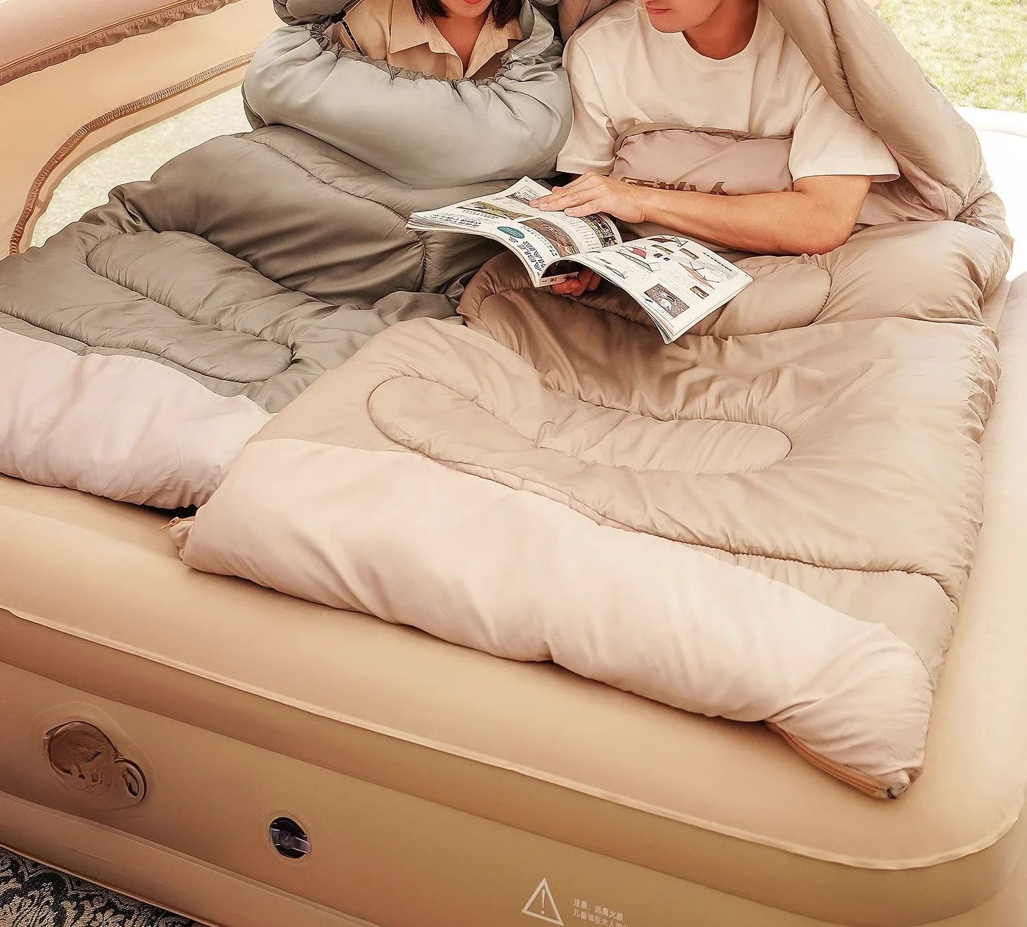 Sleeping bag adult outdoor camping tent winter thickened cold protection double overnight car office quilt
Sleeping bag adult outdoor camping tent winter thickened cold protection double overnight car office quilt