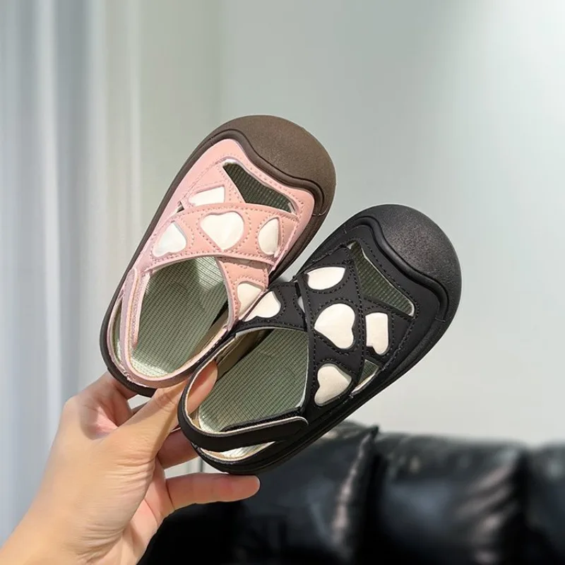 2026 Summer New Children Princess Casual Shoes Non-slip Cute Toes Capped Girls Sandals Soft Bottom Sweet Kids Beach Shoes
2026 Summer New Children Princess Casual Shoes Non-slip Cute Toes Capped Girls Sandals Soft Bottom Sweet Kids Beach Shoes