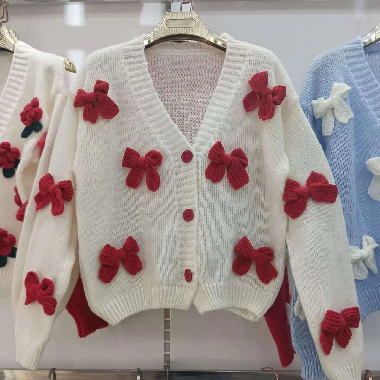 Women's 3D Handmade Bow Knit Cardigan, V Neck Button Down Long Sleeve Loose Cropped Sweater Coat
Women's 3D Handmade Bow Knit Cardigan, V Neck Button Down Long Sleeve Loose Cropped Sweater Coat