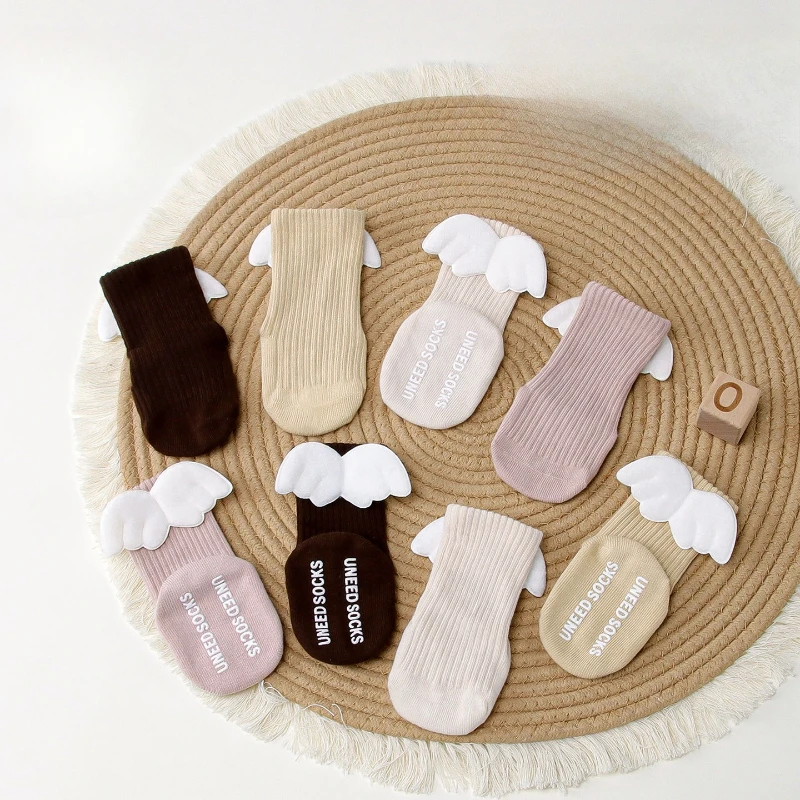 Бесшовные носки для новорожденных, нескользящие хлопковые носки для экипажа, милые нескользящие носки с крыльями мультфильмов для маленьких мальчиков и девочек, реквизит для фотосъемки 
Бесшовные носки для новорожденных, нескользящие хлопковые носки для экипажа, милые нескользящие носки с крыльями мультфильмов для маленьких мальчиков и девочек, реквизит для фотосъемки