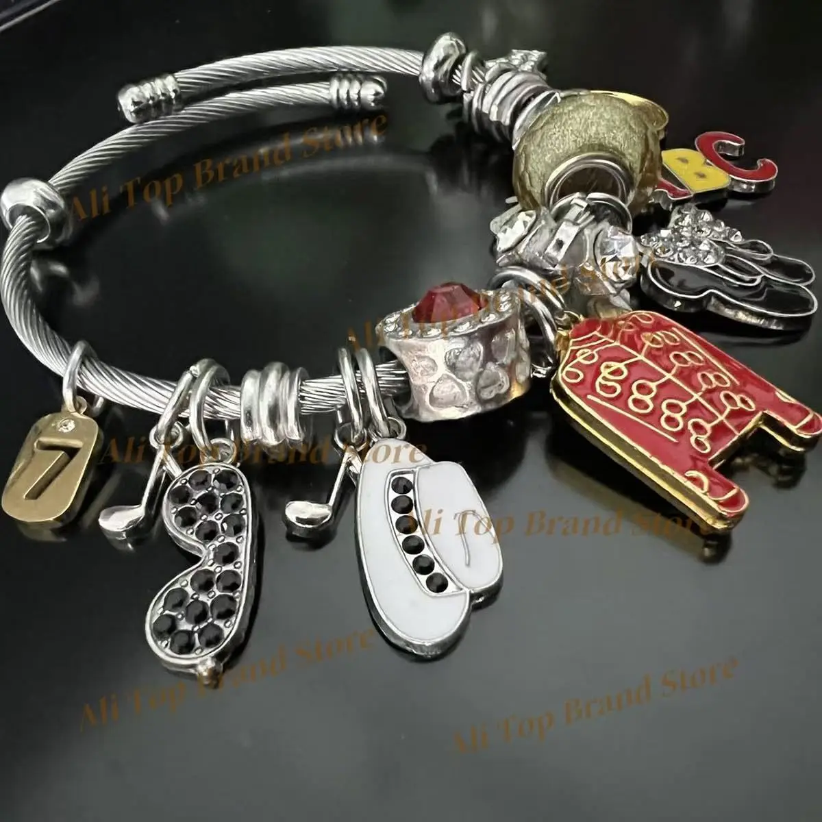 New Artist Singer Michael Jackson BAD Necklace Rock Roll Everlasting Classic MJ Pendant Hot Charm Punk Jewelry Men Women Gift
New Artist Singer Michael Jackson BAD Necklace Rock Roll Everlasting Classic MJ Pendant Hot Charm Punk Jewelry Men Women Gift
